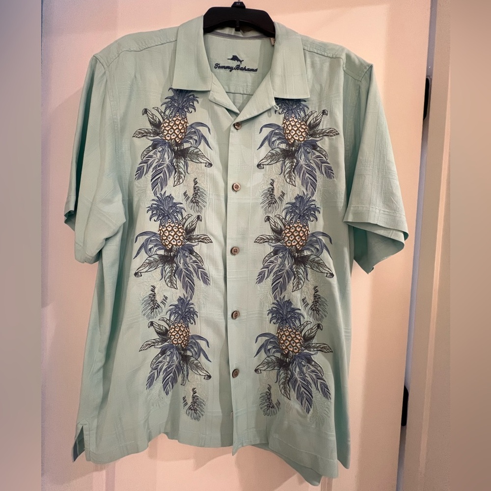 Tommy Bahama Blue 100% Silk Button Down Camp Shirt